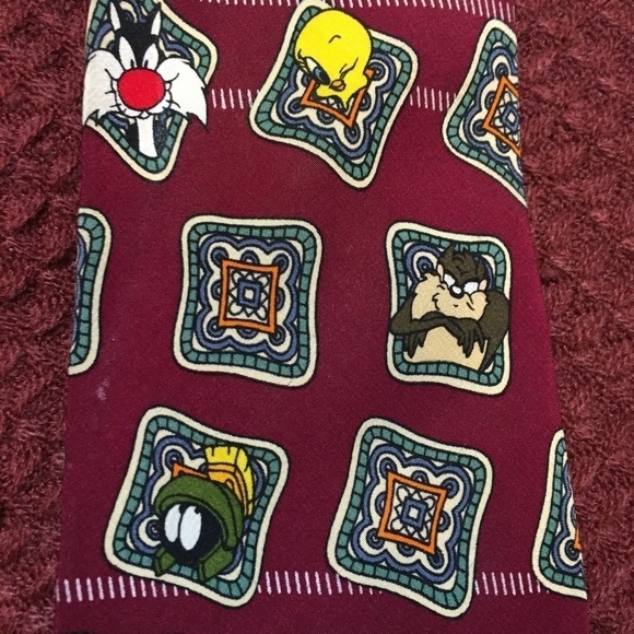 Vintage Warner Bros. Men's Tie Looney Toons Tweety Sylvester Marvin Taz - Picture 2 of 4